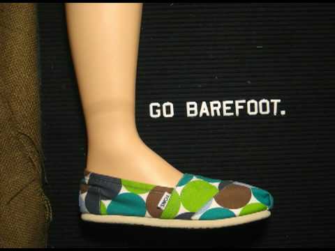 VIDEO: One Day Without Shoes: a barefoot lesson