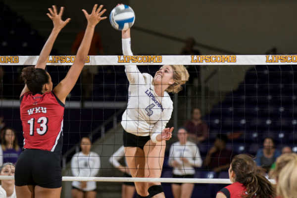 Lipscomb volleyball takes down Belmont rival 3-2