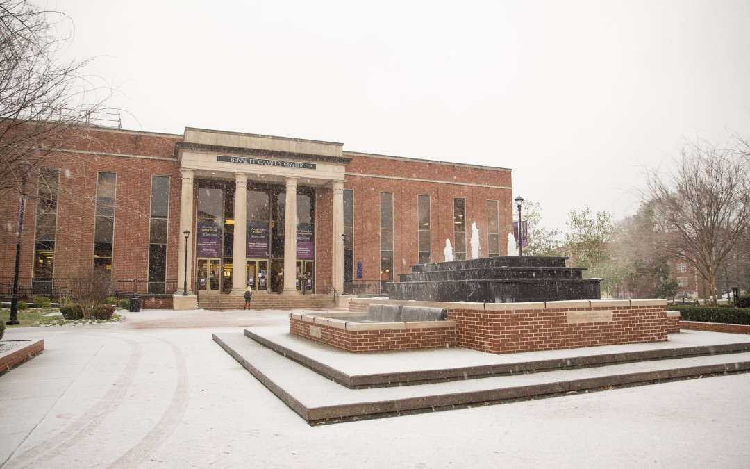 Snow on campus photo gallery