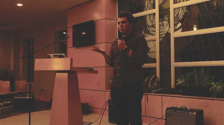 Students team with Bible department to create first Bible major retreat