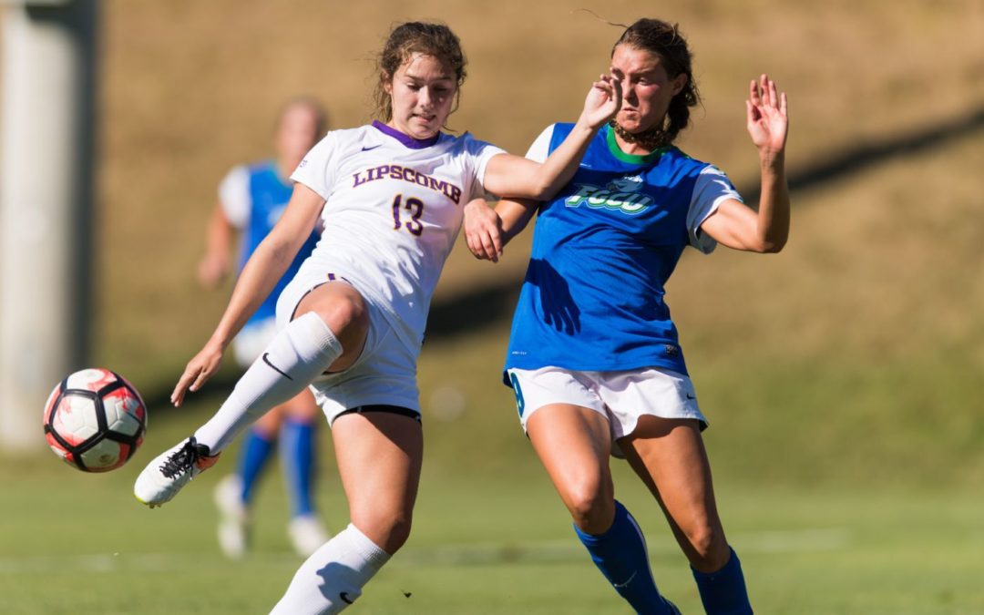 Women’s soccer closes regular season with 3-0 victory on Senior Day