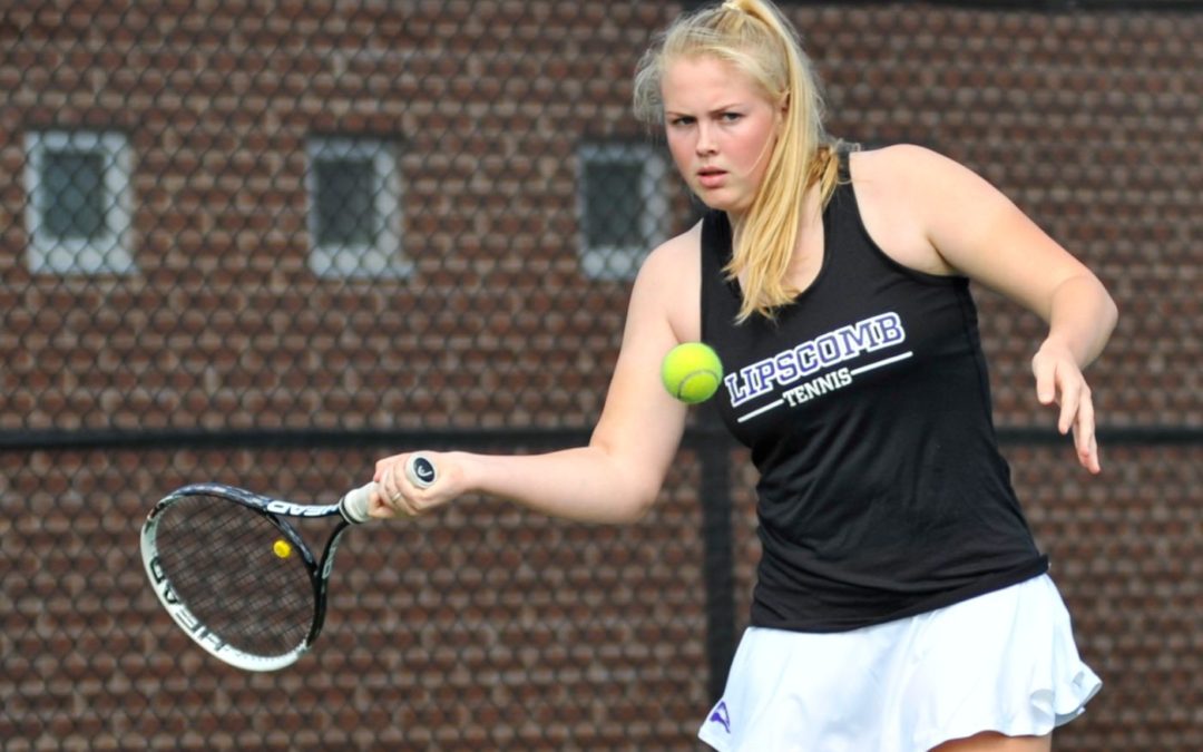 Women’s tennis goes down 4-3 in season opener