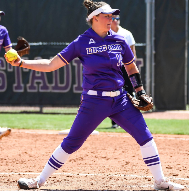 Softball shuts out Belmont 5-0 in Tuesday night tilt