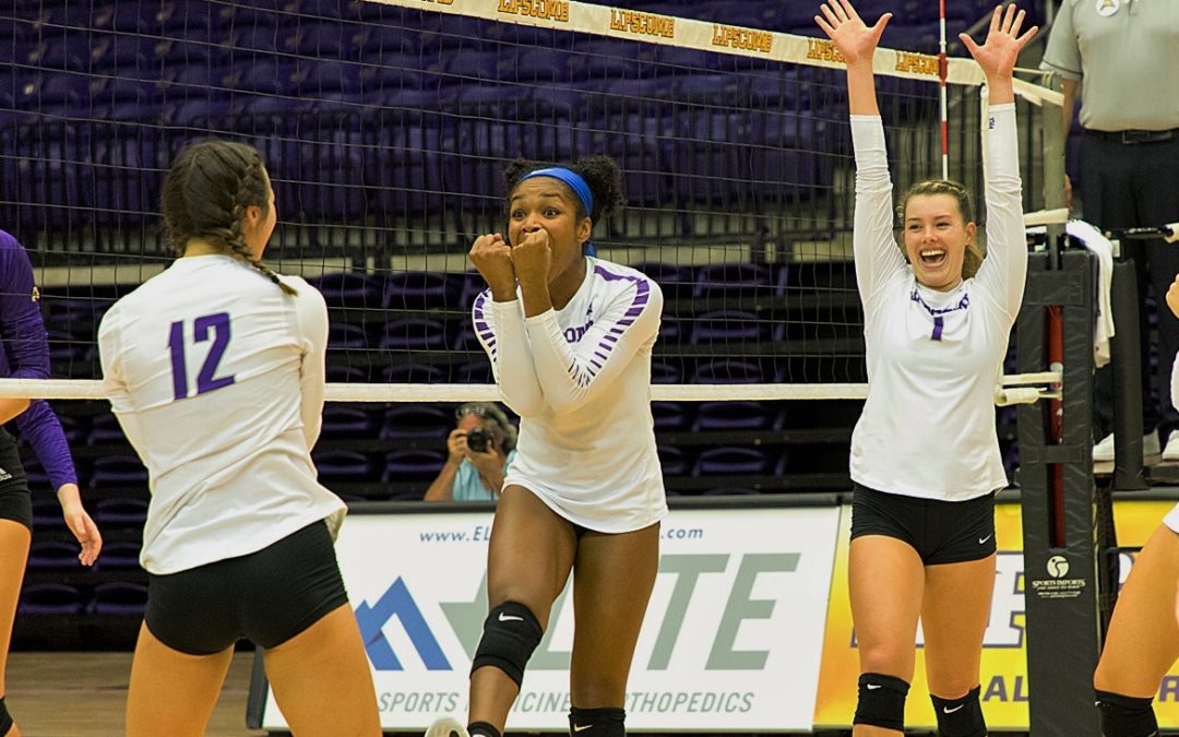 Lipscomb volleyball makes quick work of Jacksonville