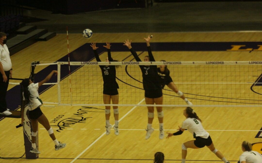 Volleyball rights the ASUN ship, beats Jacksonville in four sets