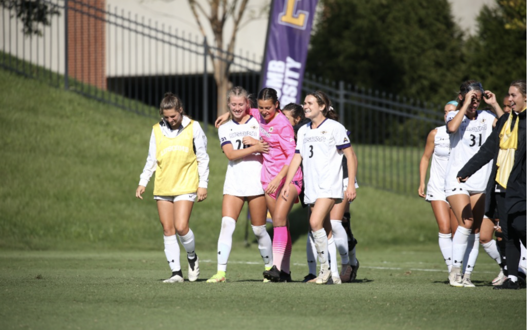 Women’s soccer adopts underdog status ahead of first round of College Cup