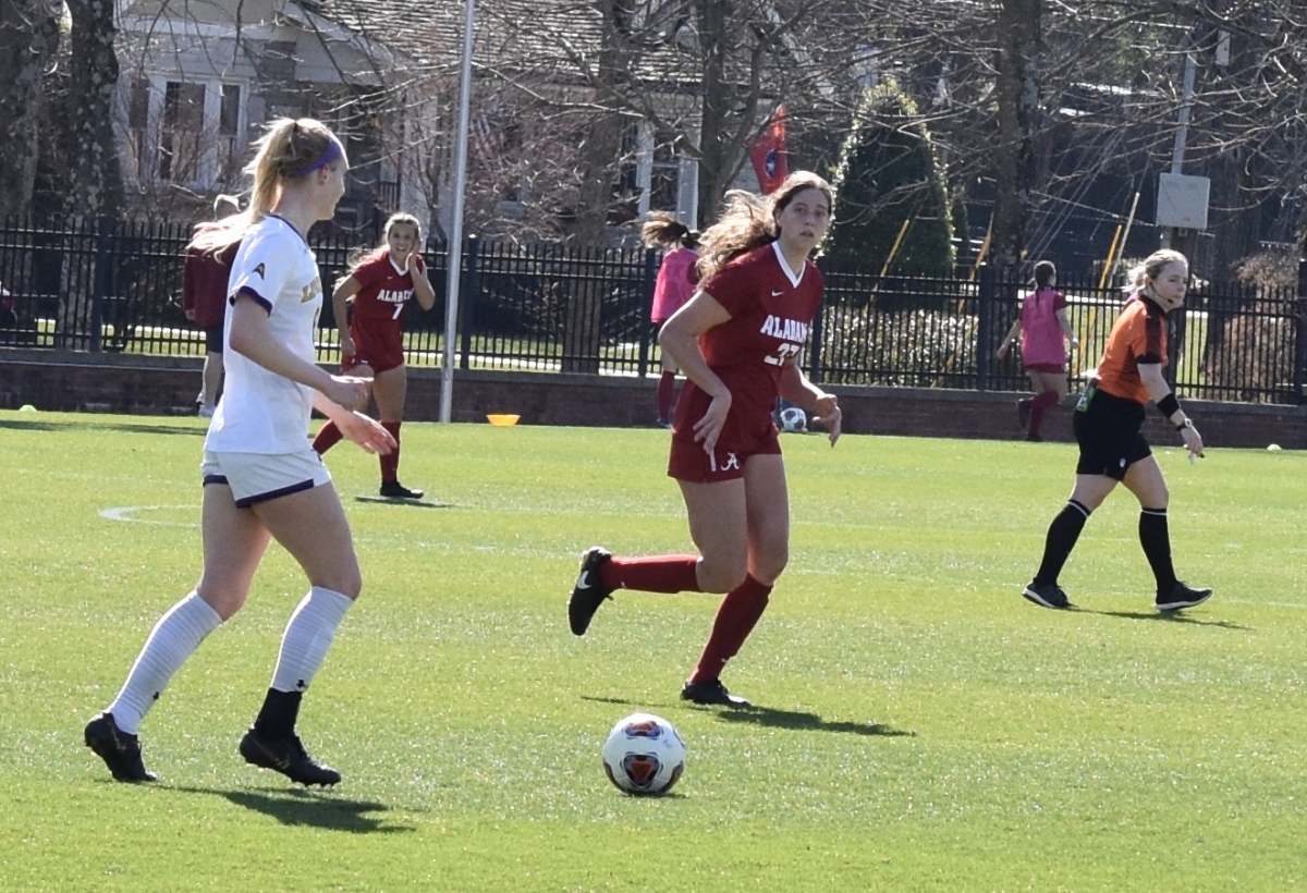 women’s soccer drops home match against Alabama Lumination